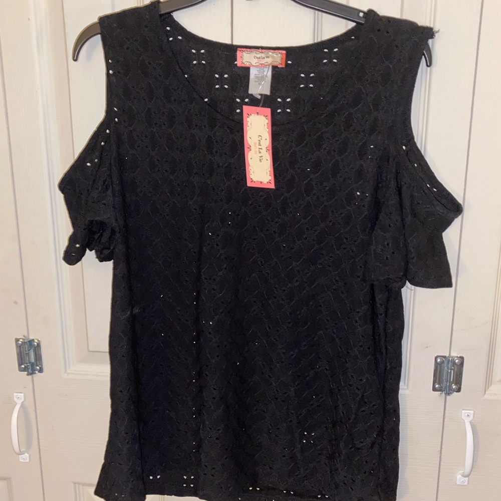 Cold shoulder lace top